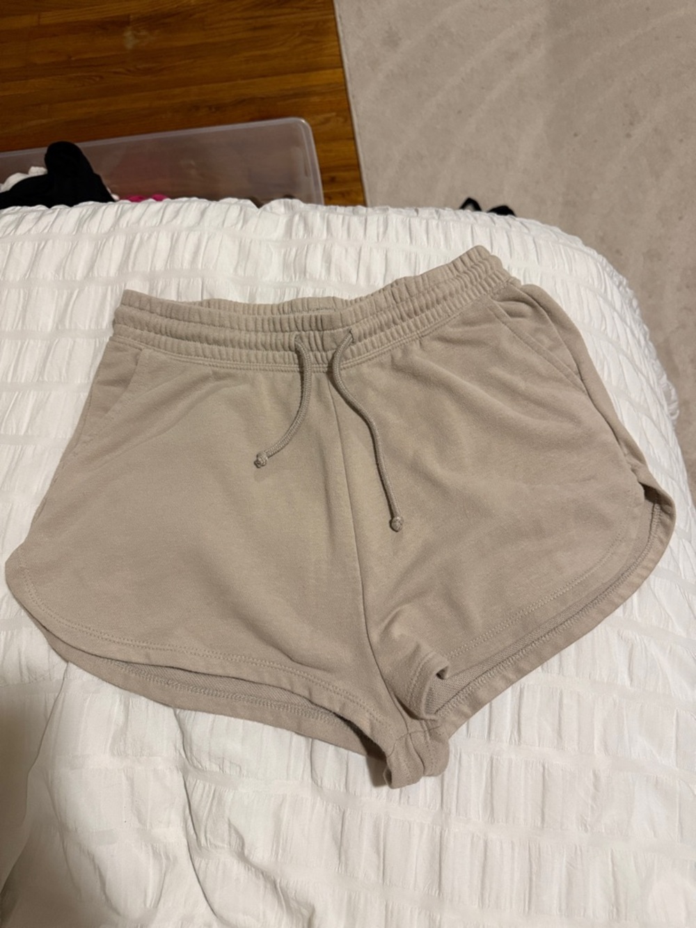 H&M Beige/Taupe Women’s Drawstring Shorts